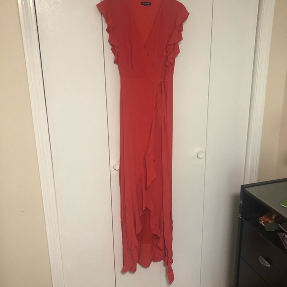 Express Ruffle Wrap Maxi Dress - Picture 2 of 4